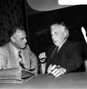 Henk Hoekstra (links) en Paul de Groot, Bestanddeelnr 926-9019