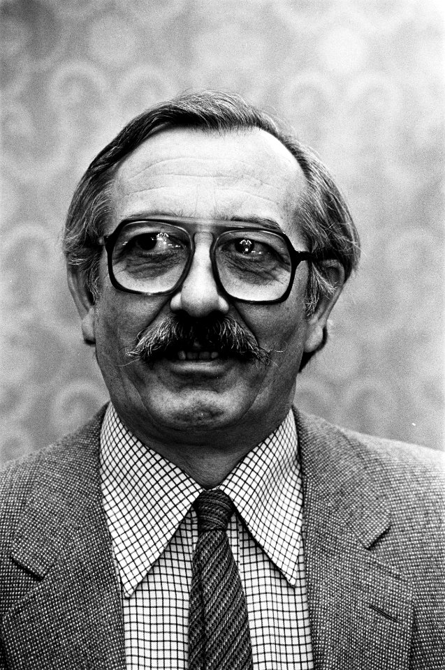 Henk Barnard, winnaar van de Nienke van Hichtum-prijs, Bestanddeelnr 930-5928