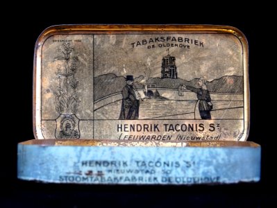 Hendrik Taconis Sz te Leeuwarden stoom tabasfabriek De Oldehove blikje, foto1