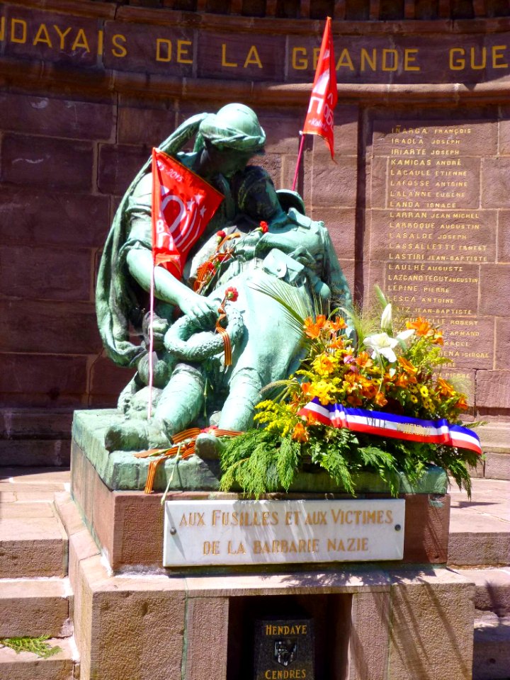 Hendaya - Monument aux morts d'Hendaye 3