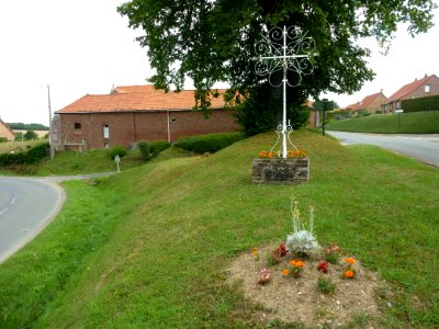 Herbelles (Pas-de-Calais, Fr) croix de chemin