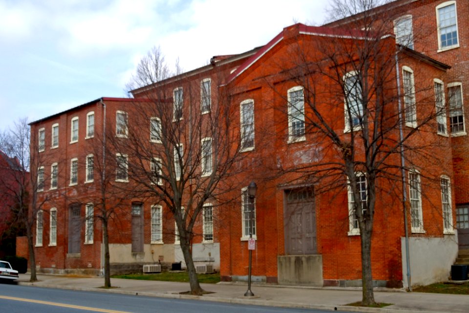 Hendel Hat Factory Reading