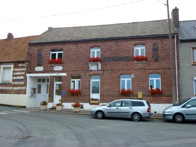 Herbelles (Pas-de-Calais, Fr) mairie - école