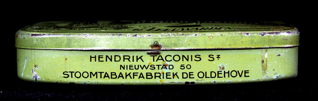 Hendrik Taconis Sz te Leeuwarden stoom tabasffabriek blikje, foto2