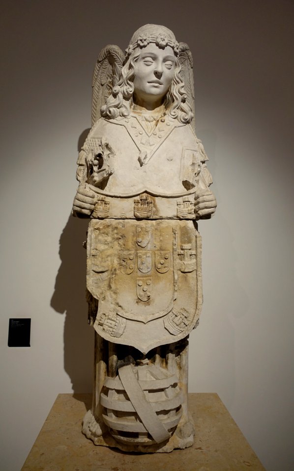 Heraldic Angel, from the Mosteiro de Santa Cruz, by Diogo Pires-o-Moco, 1500-1525 - Museu Nacional de Machado de Castro - Coimbra, Portugal -DSC09916