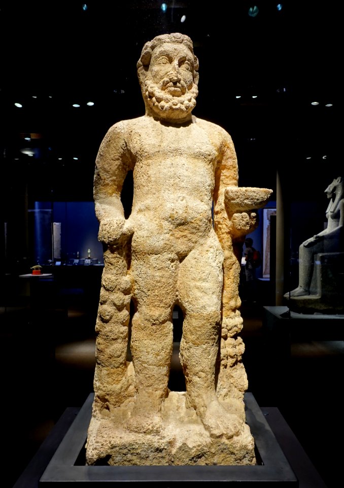 Heracles, excavated at Hatra, Iraq, Parthian period, 1st-2nd century AD, limestone - Tokyo National Museum - Tokyo, Japan - DSC08548