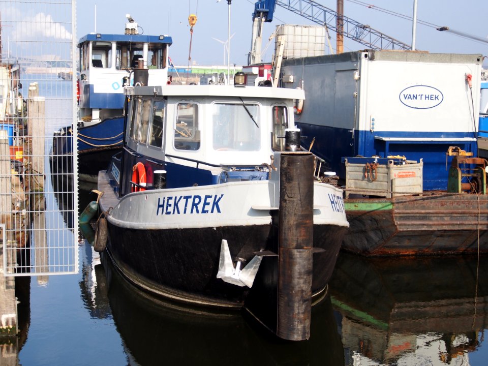 Hektrek ENI 02316627 Nieuwe Houthaven, Port of Amsterdam pic3