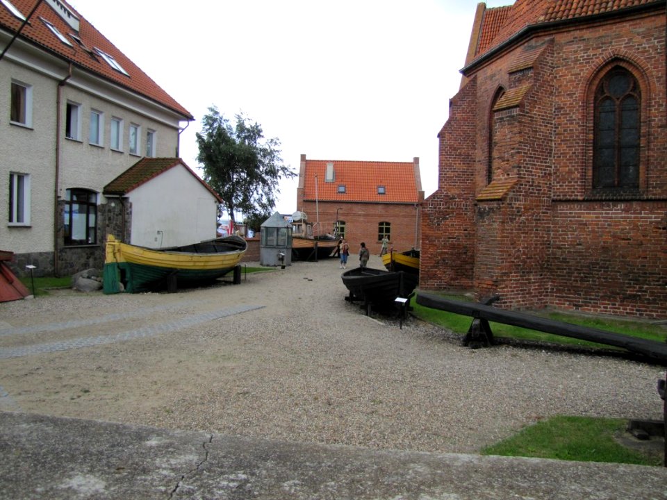 HEL, AB. 057