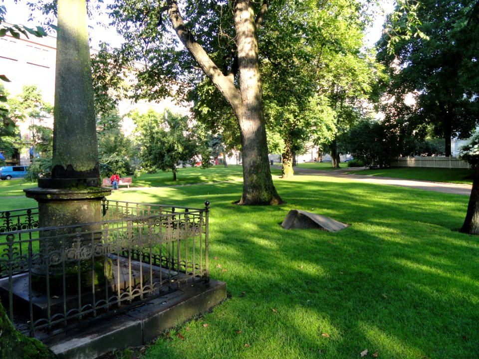 Helsinki Old Church Park - DSC03787