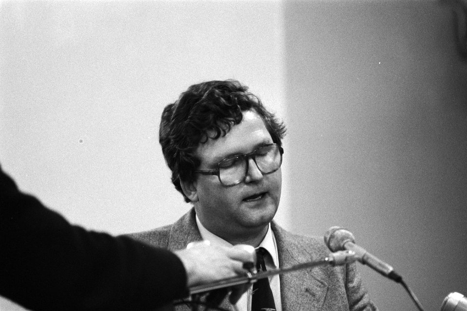 Henk Vos tijdens toespraak, Bestanddeelnr 931-7686