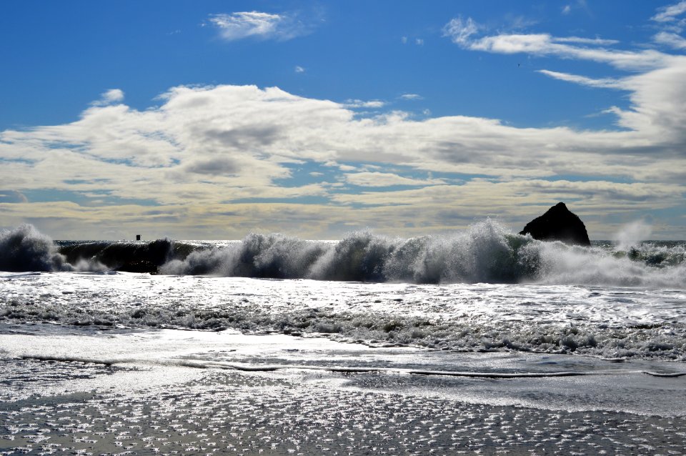 Helmet Rock, Marshall Beach 02