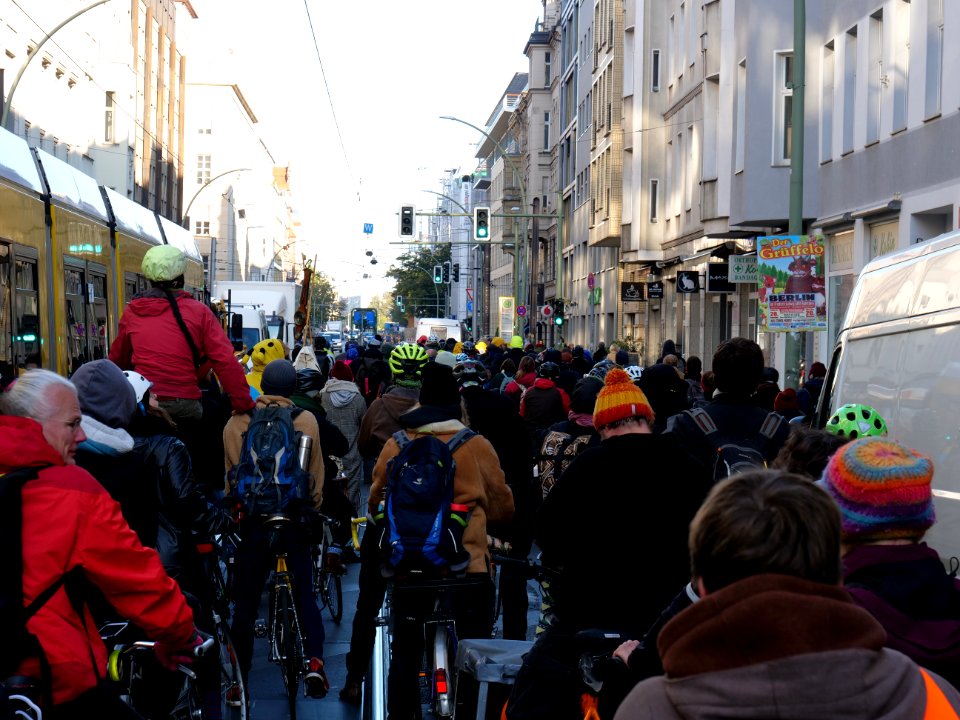 Hedonist International bicycle demonstration at Rebellion Week Berlin 2019-10-07 11