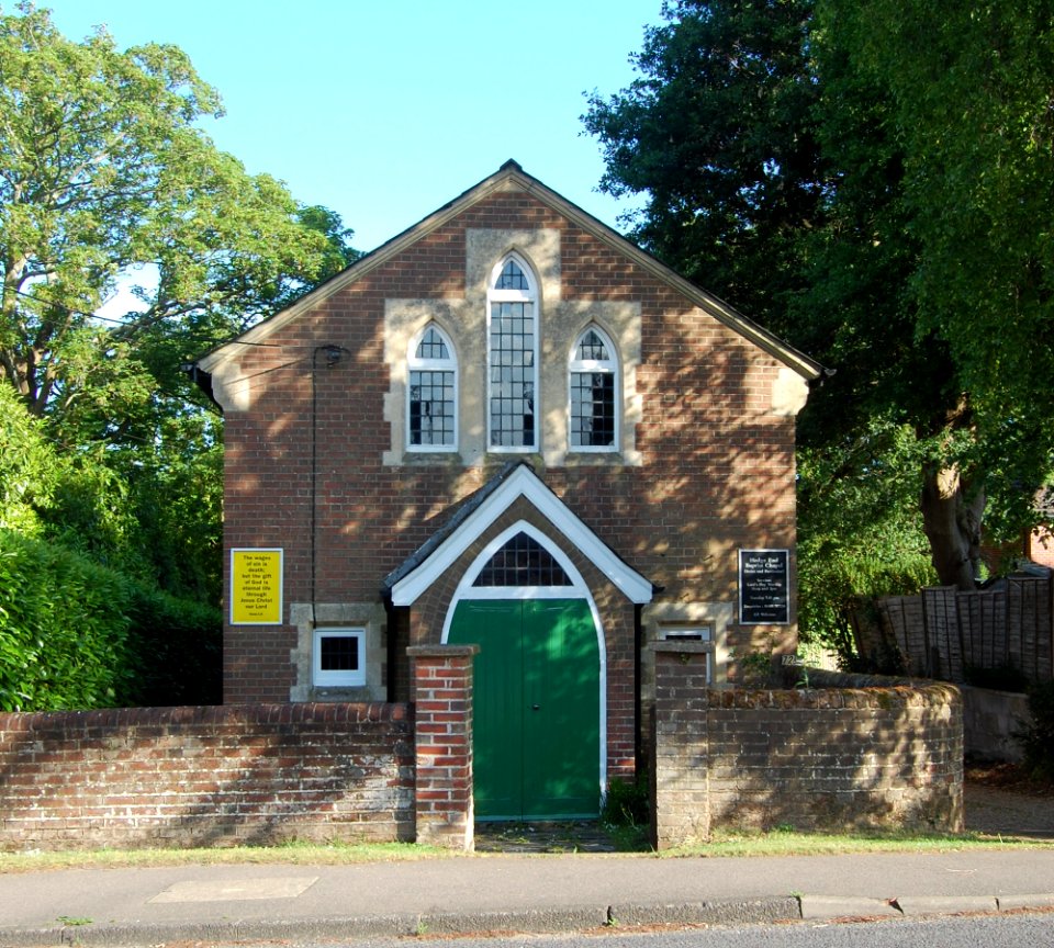 Hedge End Strict Baptist Chapel, Upper Northam Road, Hedge End (May 2019) (4)