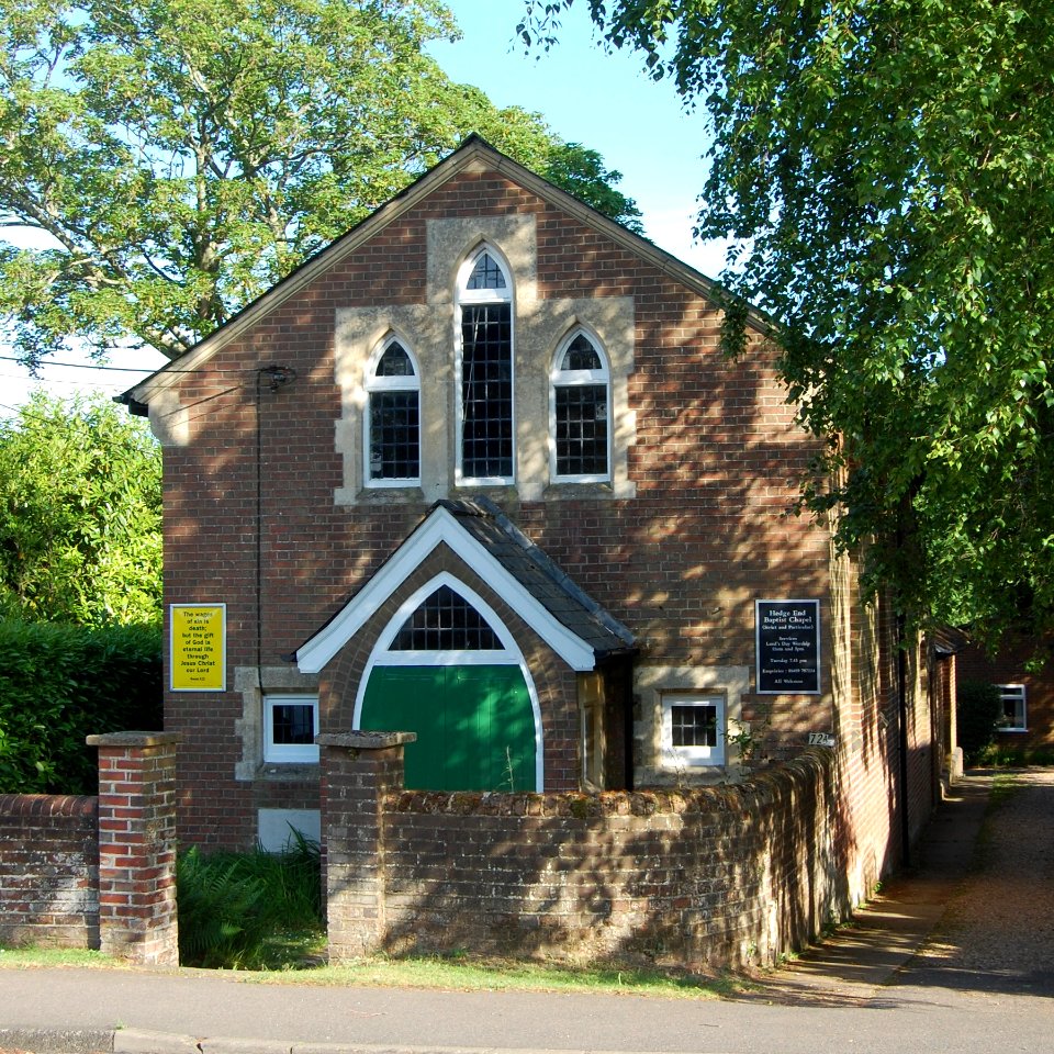 Hedge End Strict Baptist Chapel, Upper Northam Road, Hedge End (May 2019) (3)