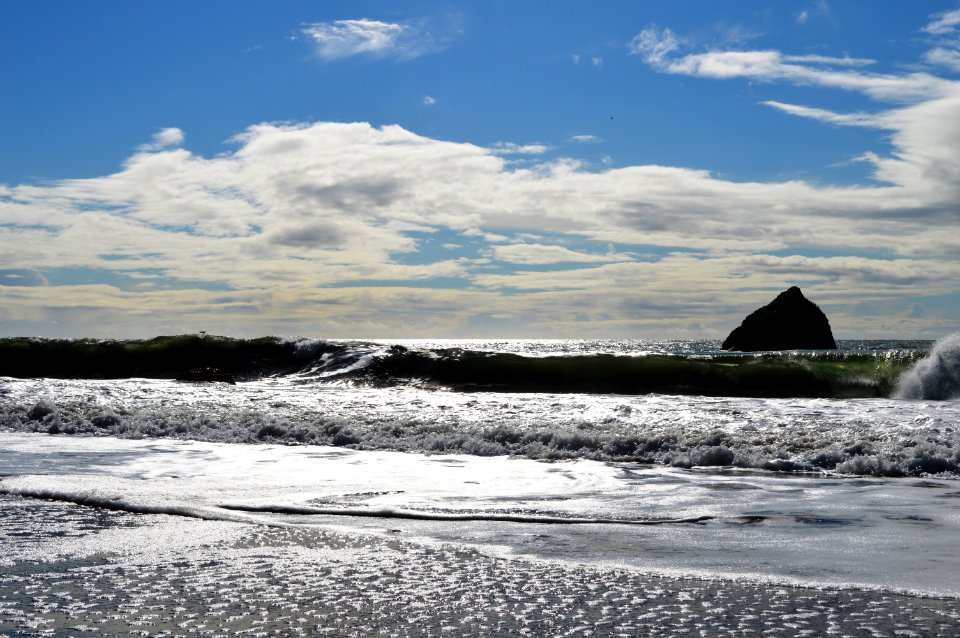 Helmet Rock, Marshall Beach 01