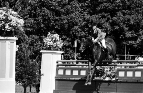 Henk Nooren in aktie met Opstalans Shorline, Bestanddeelnr 930-9693