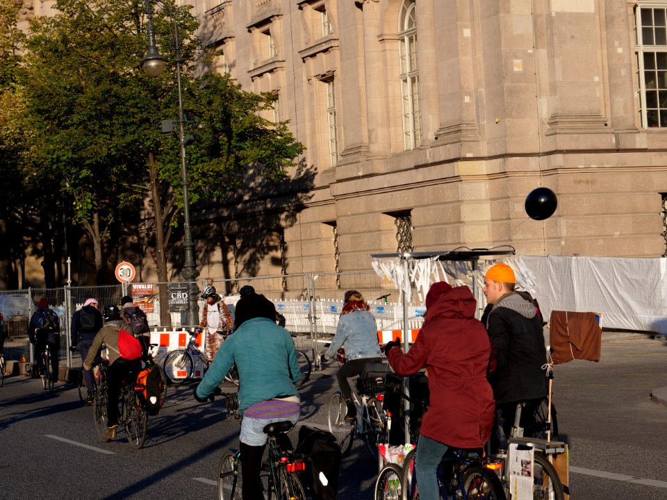 Hedonist International bicycle demonstration at Rebellion Week Berlin 2019-10-07 08