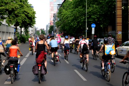 Healthcare protest Invalidenpark to SenGPG Berlin 2020-06-17 59