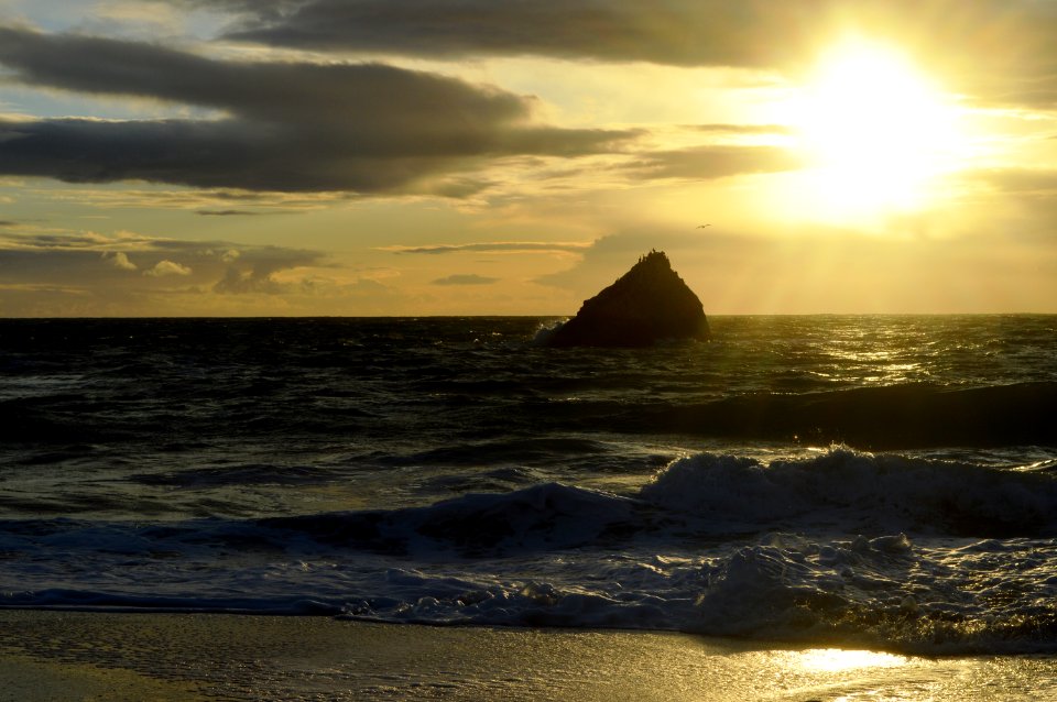 Helmet Rock, Marshall Beach 07