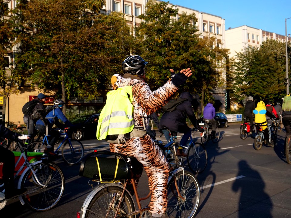 Hedonist International bicycle demonstration at Rebellion Week Berlin 2019-10-07 01