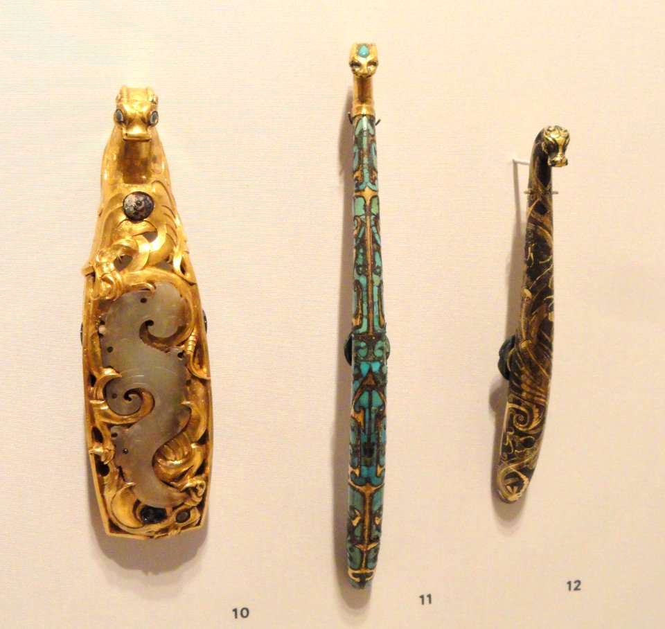 Heavy Gold Buckle and Two Gilt Bronze Belt Hooks, 475-221 BC, Warring States Period, China, with inlays - Sackler Museum - DSC02589