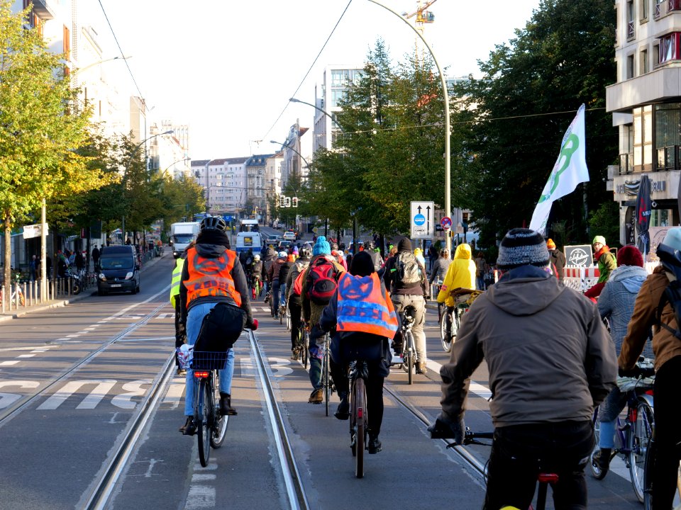 Hedonist International bicycle demonstration at Rebellion Week Berlin 2019-10-07 10