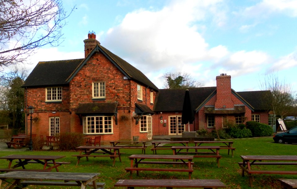 Heathy Farm Inn, Balcombe Road, Pound Hill, Crawley (IoE Code 363417)