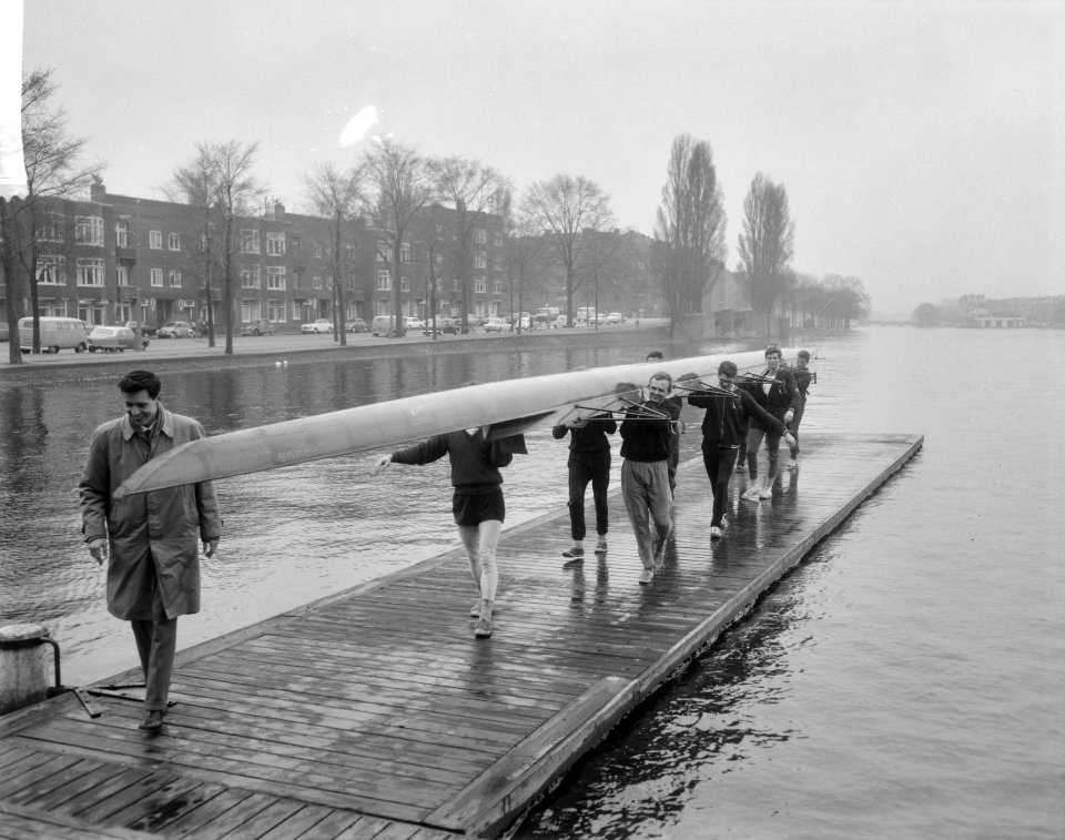 Head of the River aanstaande zondag op de Amstel, de acht van Nereus tijdens tra, Bestanddeelnr 917-5896