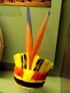 Headress for women, Waura Wauja Kuikuru - AMNH - DSC06151