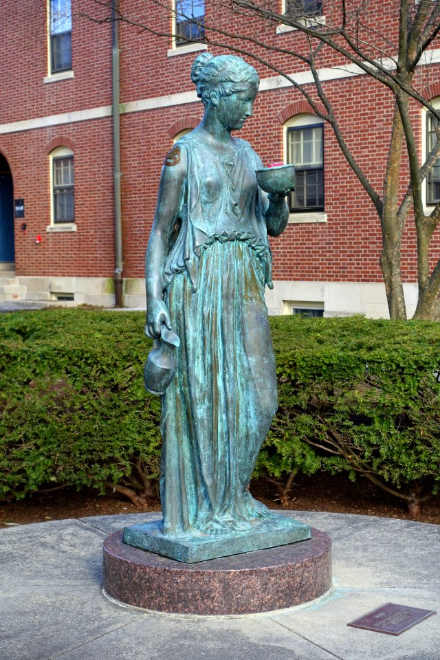 Hebe - Wheaton College - Norton, Massachusetts - DSC03529