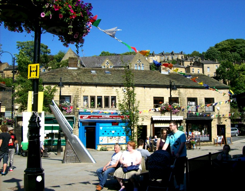 Hebden Bridge, St George's Square