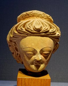 Head of Bodhisattva, Tumushuk, China, from the Pelliot collection, Musee Guimet, 4th-5th century AD, clay - Tokyo National Museum - Tokyo, Japan - DSC08606