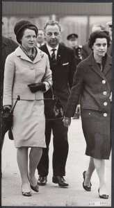 Hedenochtend is prinses Irene van Schiphol naar Parijs vertrokken om zich daar b, Bestanddeelnr 018-0803