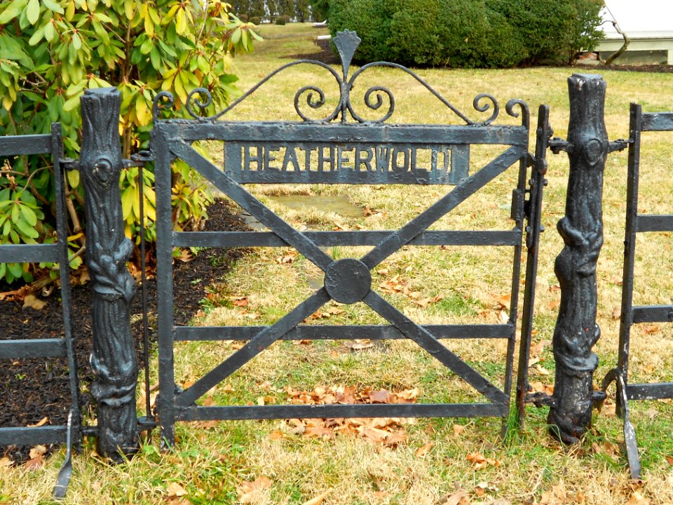 Heatherwold gate Wayne PA