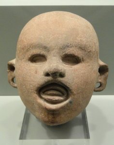 Head of Xipe Totec, 1428-1521 AD, Aztec style, Mexico, earthenware - Gardiner Museum, Toronto - DSC01124