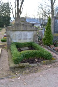 Heddernheim, Friedhof, Grab Bürgermeister Wenzel