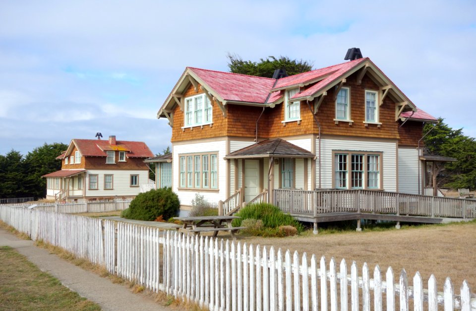 Head Lightkeeper's House - Point Cabrillo Light Station State Historic Park - DSC01861