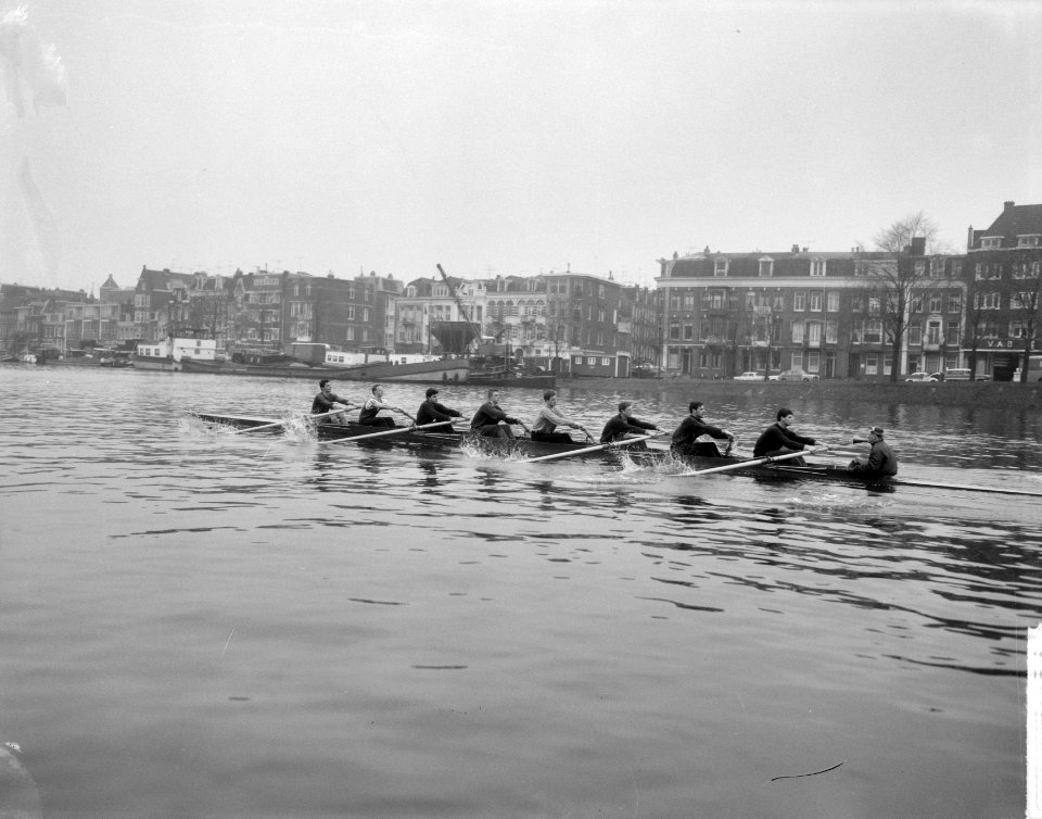 Head of the River aanstaande zondag op de Amstel, de acht van Nereus tijdens tra, Bestanddeelnr 917-5895
