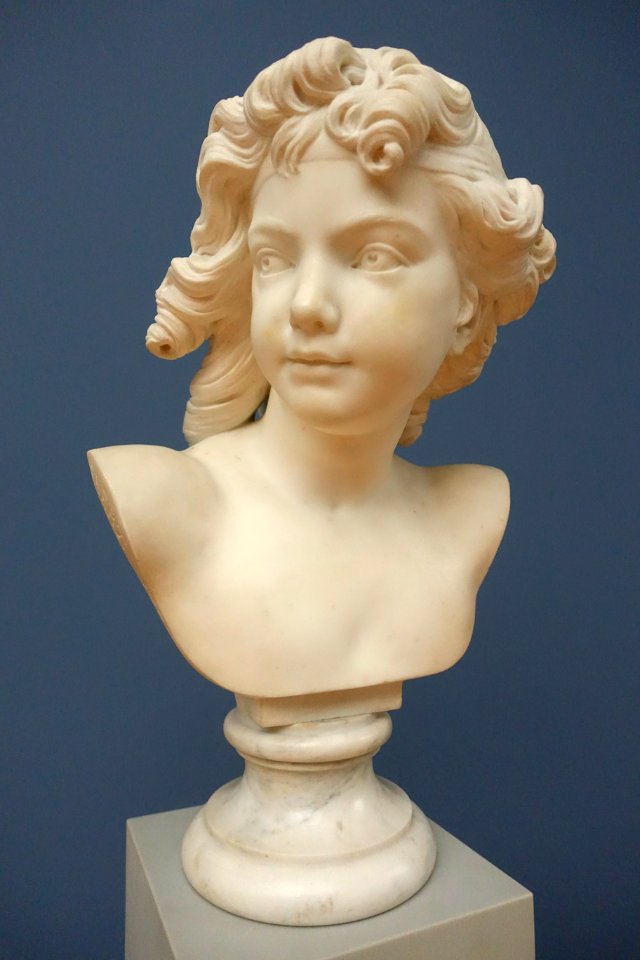 Head of a Cupid by Jean-Pierre-Antoine Tassaert, 1769, marble - Bode-Museum - DSC02889