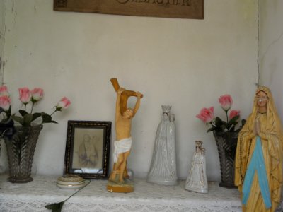 Hecq (Nord, Fr) chapelle St.Sébastien, statuaire