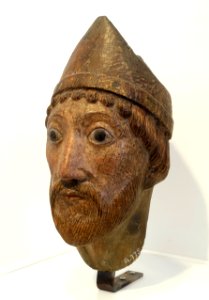 Head of a holy Bishop, Cologne, c. 1160-1180, oak, polychrome - Museum Schnütgen - Cologne, Germany - DSC09768