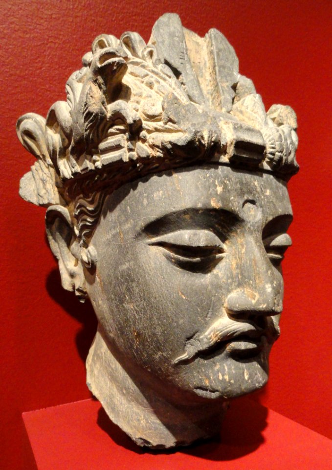 Head of a bodhisattva, Gandhara, Pakistan, Sahri Bahlol, c. 100 AD, schist - San Diego Museum of Art - DSC06345