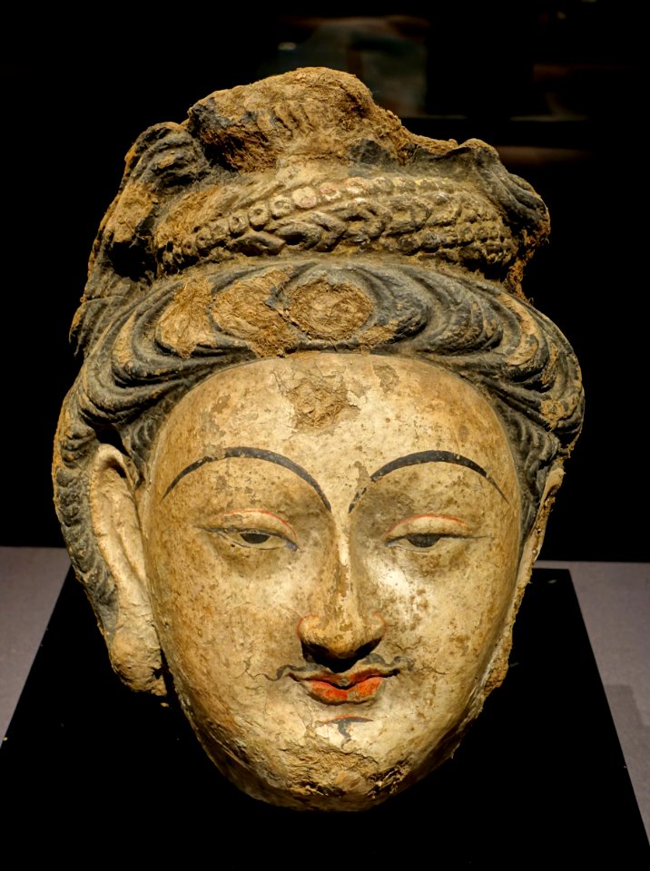 Head of Bodhisattva, Kumtura Caves, China, 7th-8th century AD, clay with polychromy - Tokyo National Museum - Tokyo, Japan - DSC08632