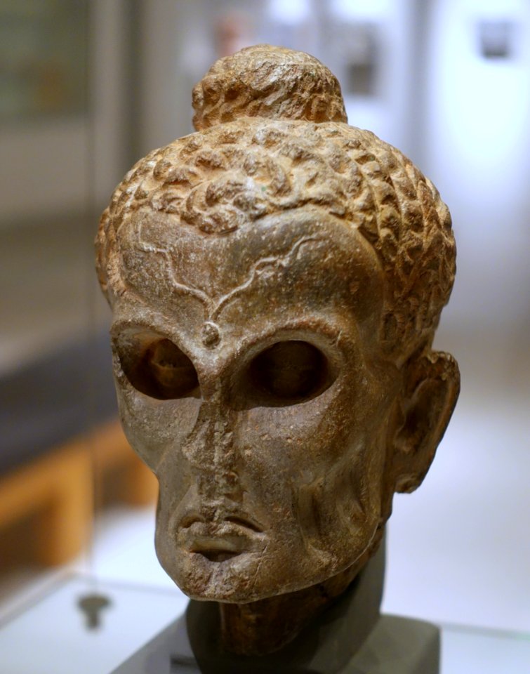 Head of the fasting Buddha, Gandhara, 2nd-3rd century AD, schist - Ethnological Museum, Berlin - DSC01665