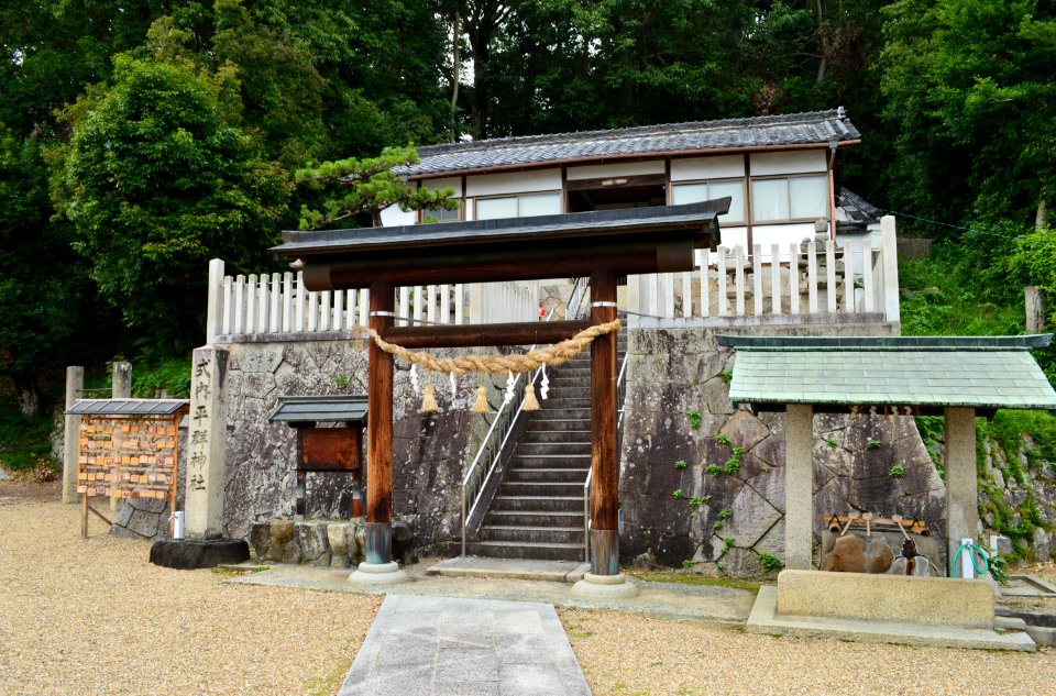 Heguri-jinja, torii-1