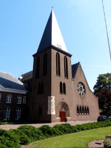 Heeswijk abdij Berne, Rijksmonument 520574 abdijkerk schuin van voren