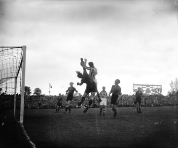 Heerenveen tegen Edo 5-2. 1e Heerveenveen goal, Bestanddeelnr 902-7600