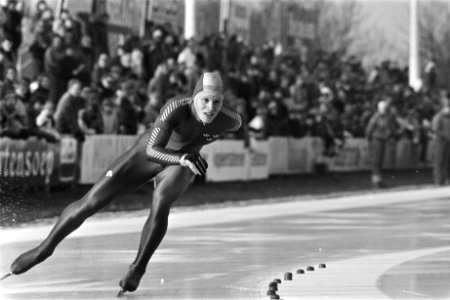 Heerenveen, landenwedstrijd, Nederland, Noorwegen, Zweden schaatsen voor heren , Bestanddeelnr 932-8142
