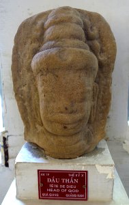 Head of a God, Qua Giang, 10th century, Quang Nam - Museum of Cham Sculpture - Danang, Vietnam - DSC01996