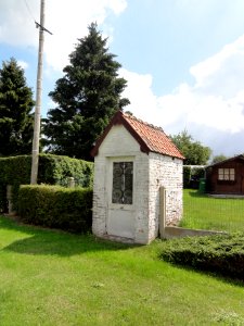 Hecq (Nord, Fr) chapelle St.Sébastien, extérieur